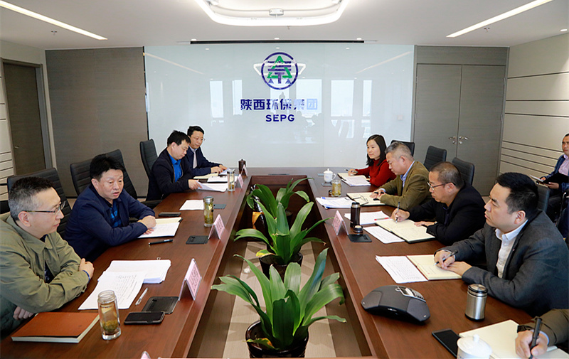 熊良虎在听取水情形公司专题汇报时强调：咬定目的、坚定信心，，以决战决胜姿态完玉成年谋划使命