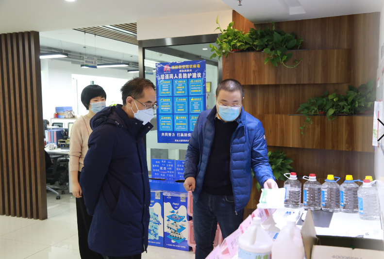 陕西6008集团集团疫情防控事情向导小组检查指导各单位防疫事情