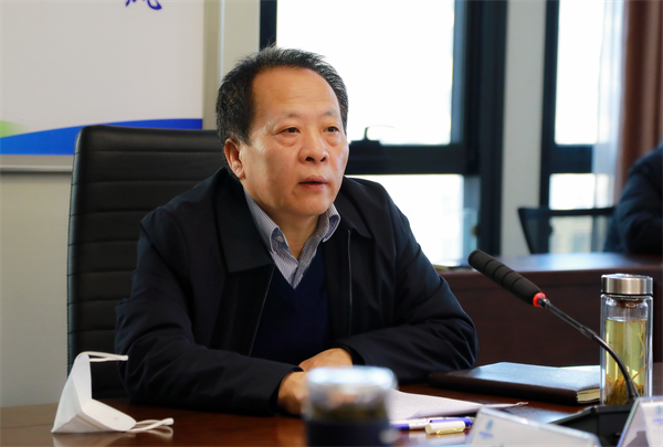 陕西6008集团集团转达学习全省开展“三个年”活动发动会精神